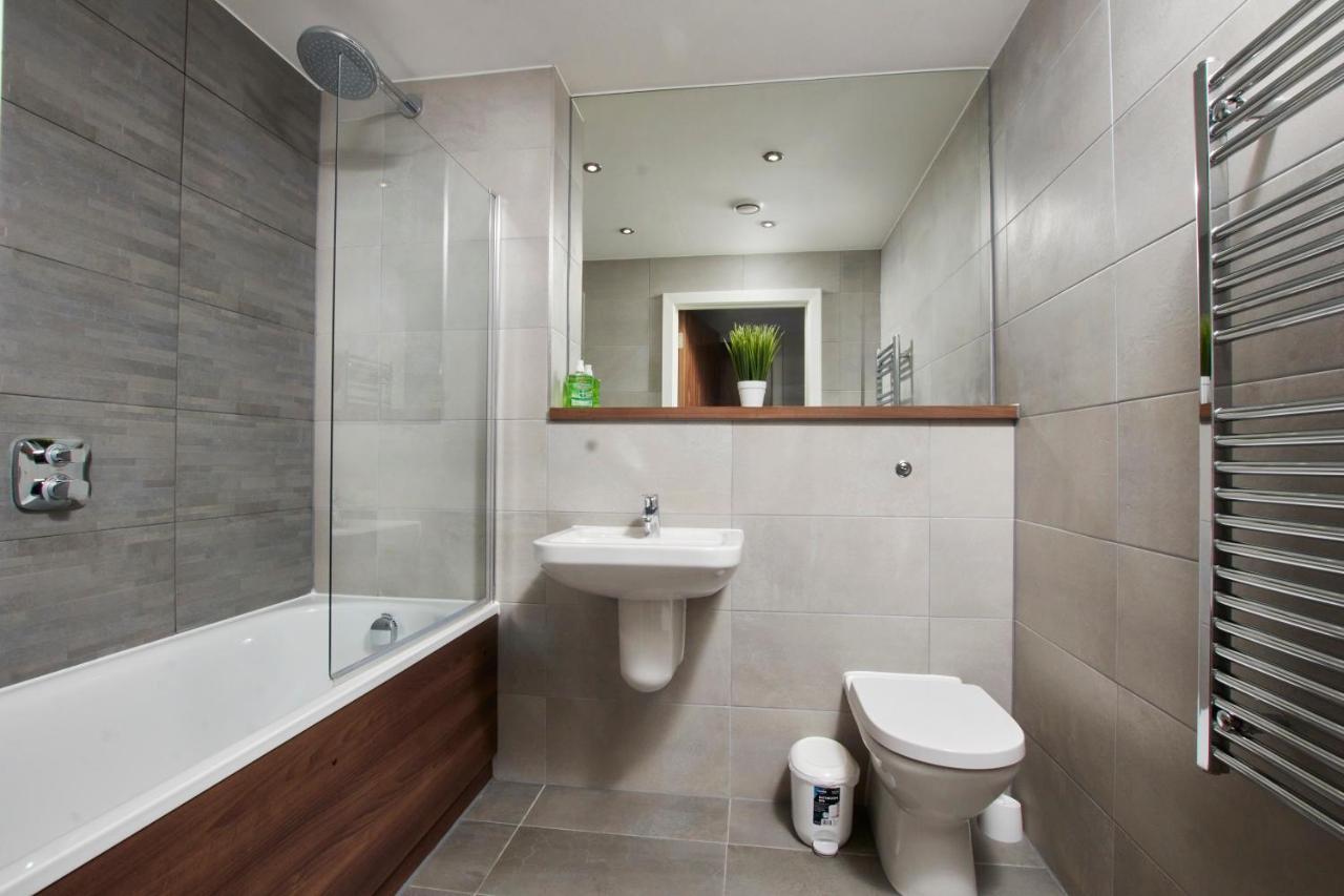 דירות מנצ'סטר Lovely Central Abode - Amazing Views - Parking מראה חיצוני תמונה